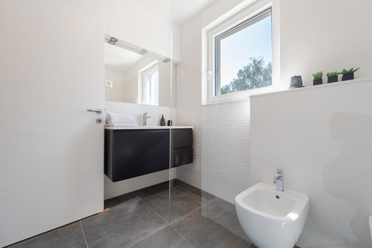 Villa Charm Tkon Exteriör bild